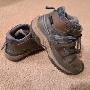KEEN Targhee Mid Waterproof Hiking Boots (Kids)